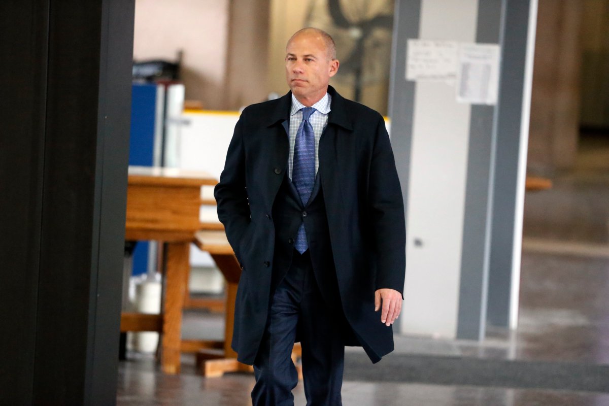 Michael Avenatti Charged With Trying To Extort More Than $20 Million From Nike | Fort ...1200 x 800